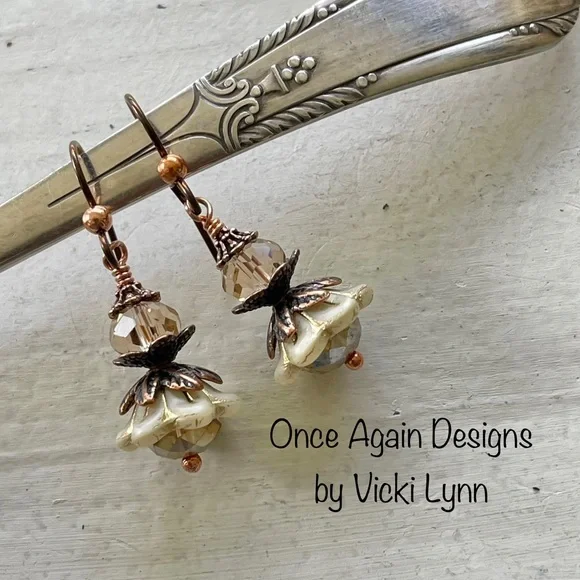 ARTISAN Earrings “Champagne Brunch” - Dangles - Picture 1 of 11